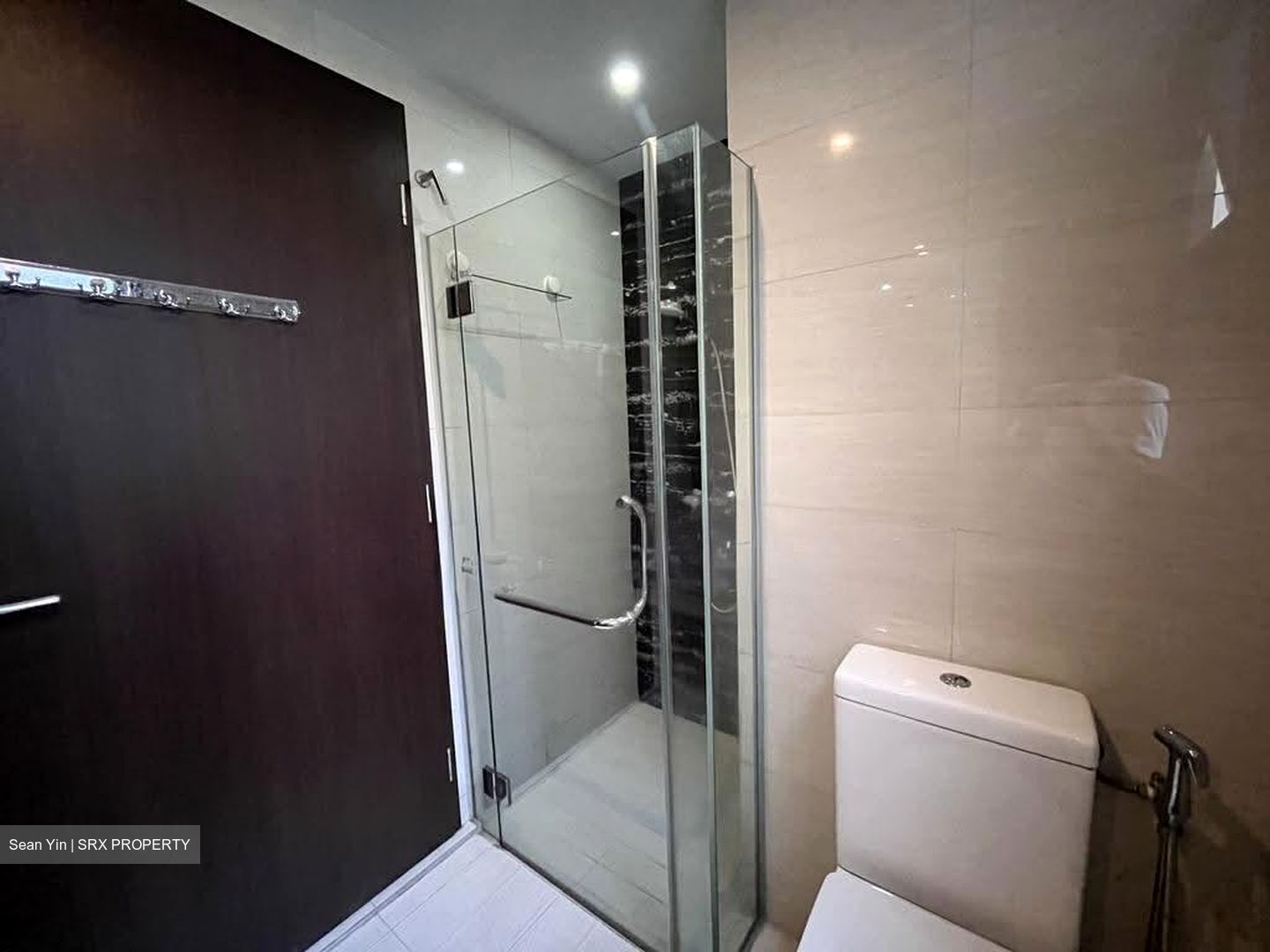 The Brownstone (D27), Condominium #638839301